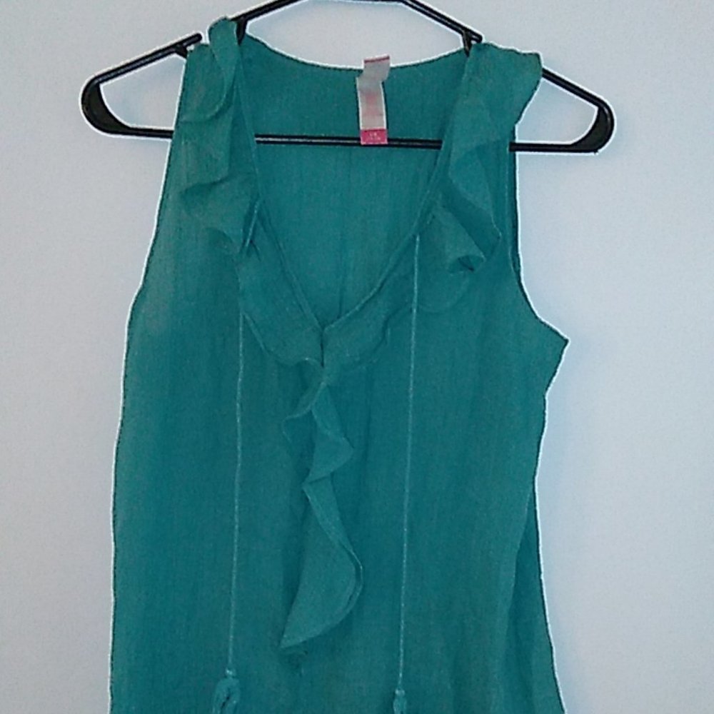 Green dressy crop top